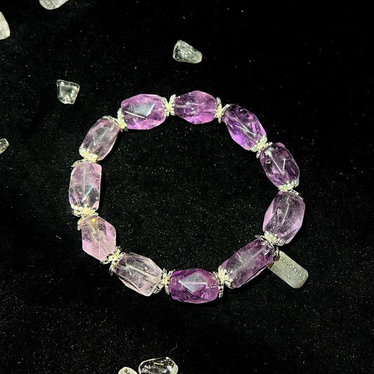 【Charm-Enhancing】Uniquely-Shaped Purple Crystal Alternating with Silver Flower Mount Crystal Bracelet (Elastic)