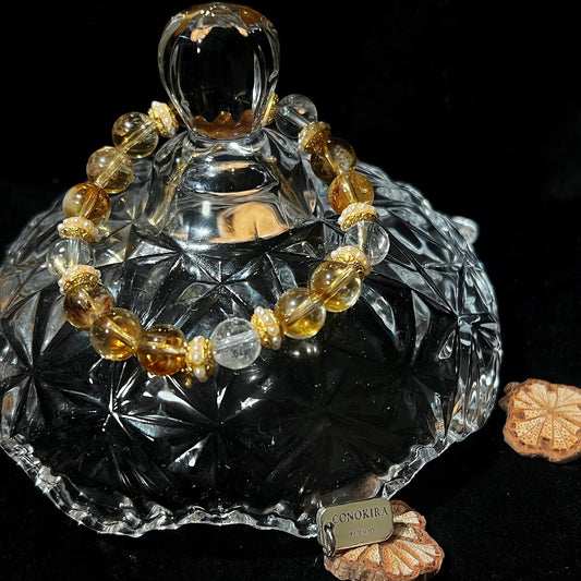 【Sun-kissed Honey】 Citrine pyramid crystal & Clear Quartz With Pearls Gold Spacer Bead Crystal Bracelet (Elastic)